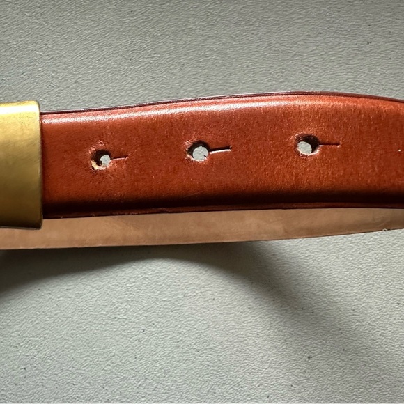 De Vecchi by Hamilton Hodge genuine leather belt. main image 4